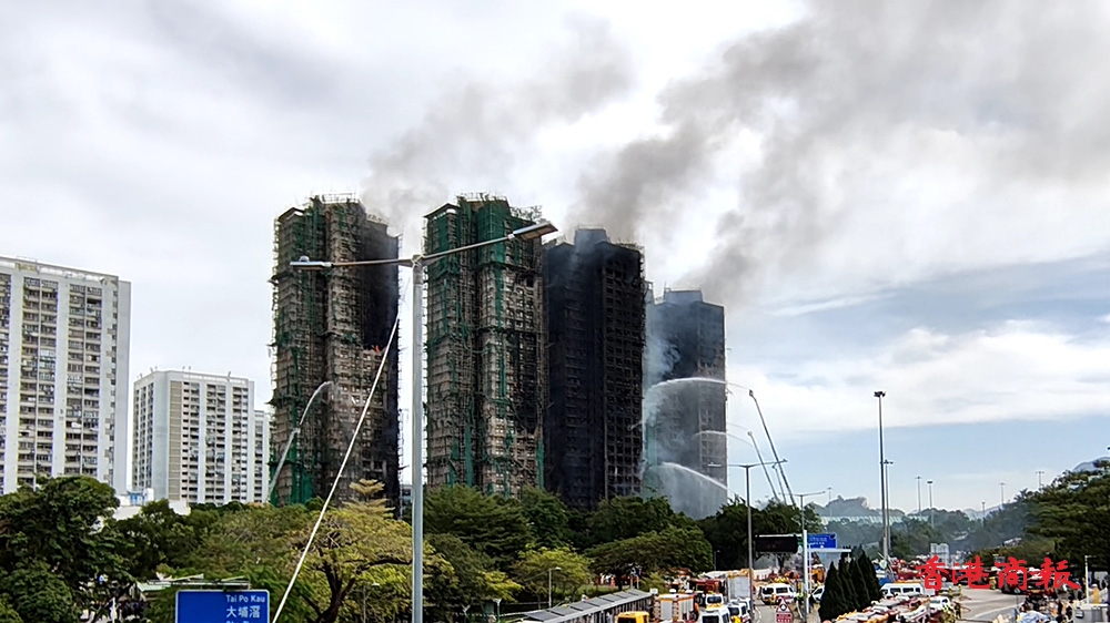 宏福苑大火丨警方為失聯人士家屬採集DNA樣本 協助辨別遺體身份