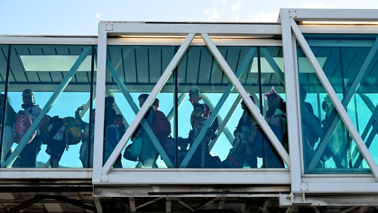 美國總統特朗普：為什麼只接收「垃圾國家」的人？