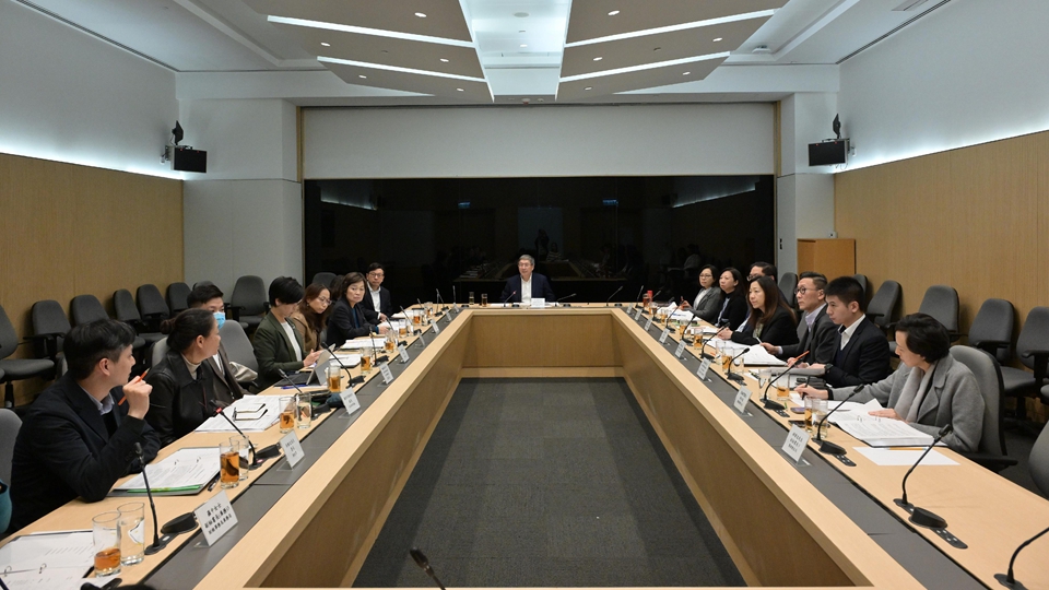 宏福苑大火｜大埔宏福苑援助基金督導委員會首次開會 同意向每位業主補助10萬元