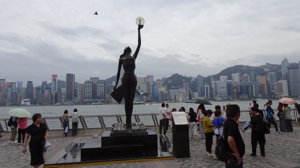 旅發局：首11月共錄得約4500萬訪港旅客人次 已超越2024全年數字