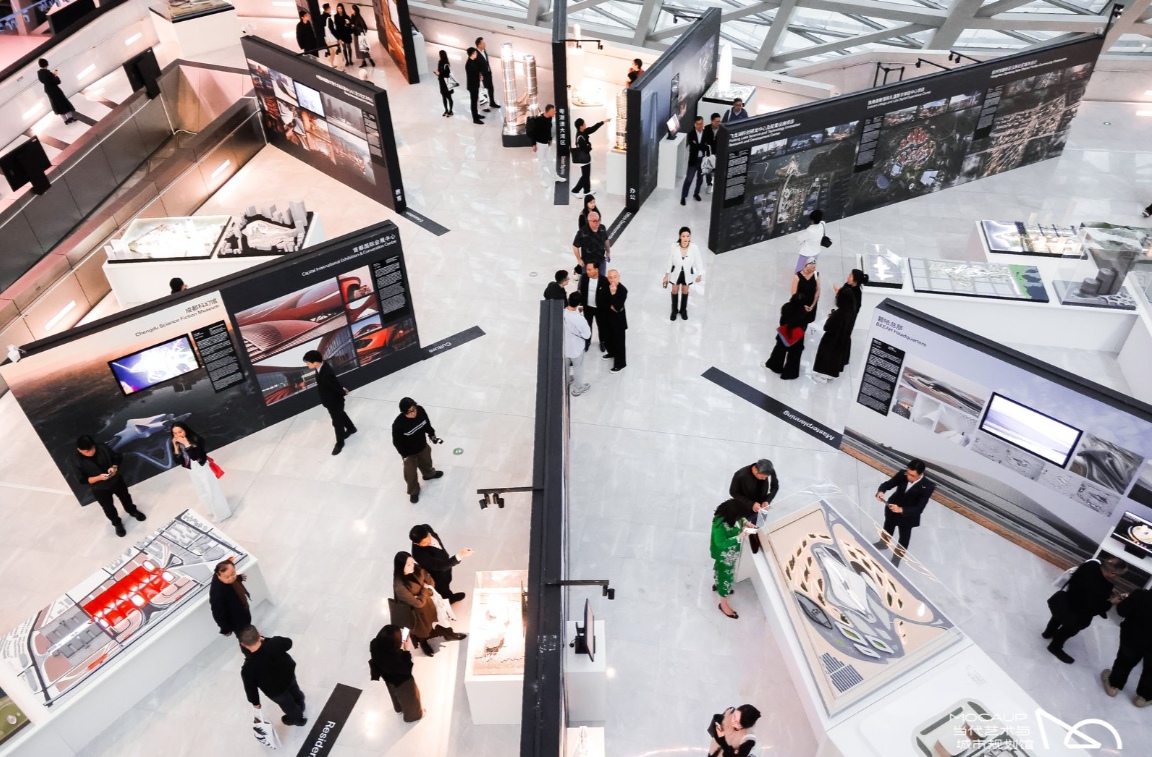 「扎哈·哈迪德建築事務所設計展」深圳展至2026年4月10日