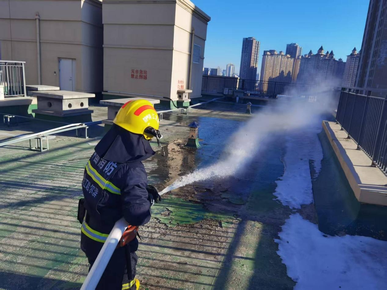 多部門聯動織密安全防護網 哈市民生路街道辦事處開展高層建築消防安全專項行動