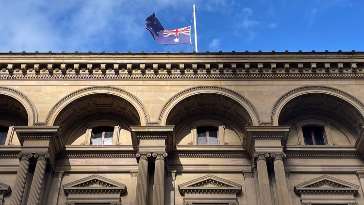 澳大利亞總理：邦迪灘槍手或受「伊斯蘭國」影響