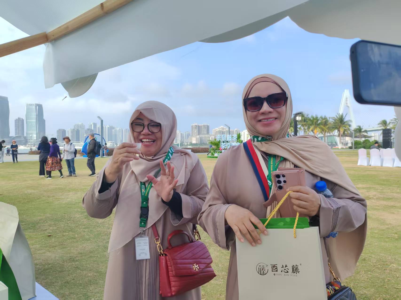 來鳳藤茶搶灘海南自貿港開拓全球市場