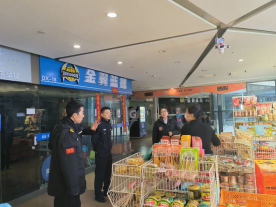 哈市香坊區上東社區多部門聯動 共促地下商街環境提升