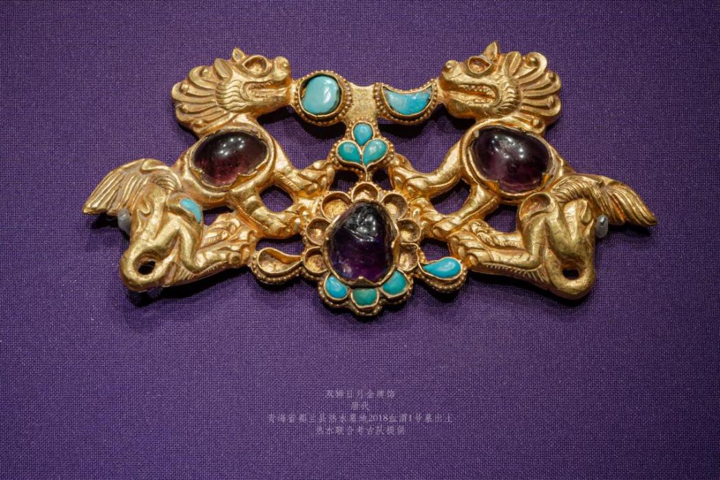 集29家博物館425件/套文物  國內首次《青藏高原》大型專題展在川啟幕