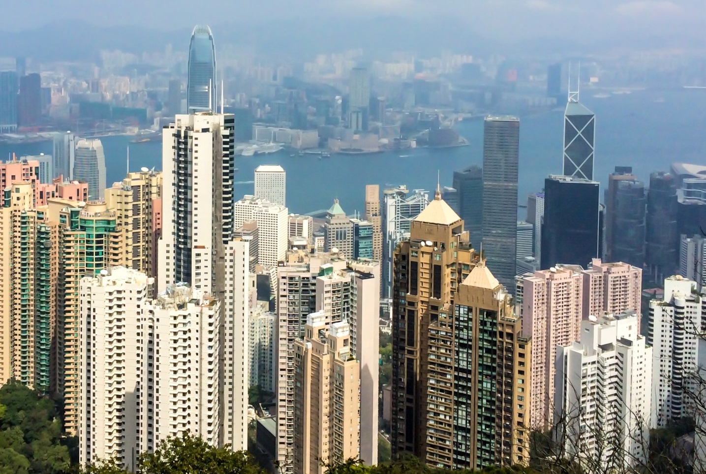 【港樓】​CCL連升2周 升穿145點 八大指數全線齊升 為9周以來再現