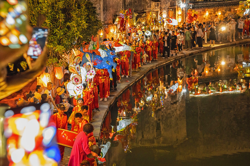 【港商觀察】皖黟縣宏村：活著的遺產 生長的鄉村