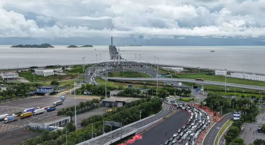 【港事講場】擴大粵港公務車往來便利工商