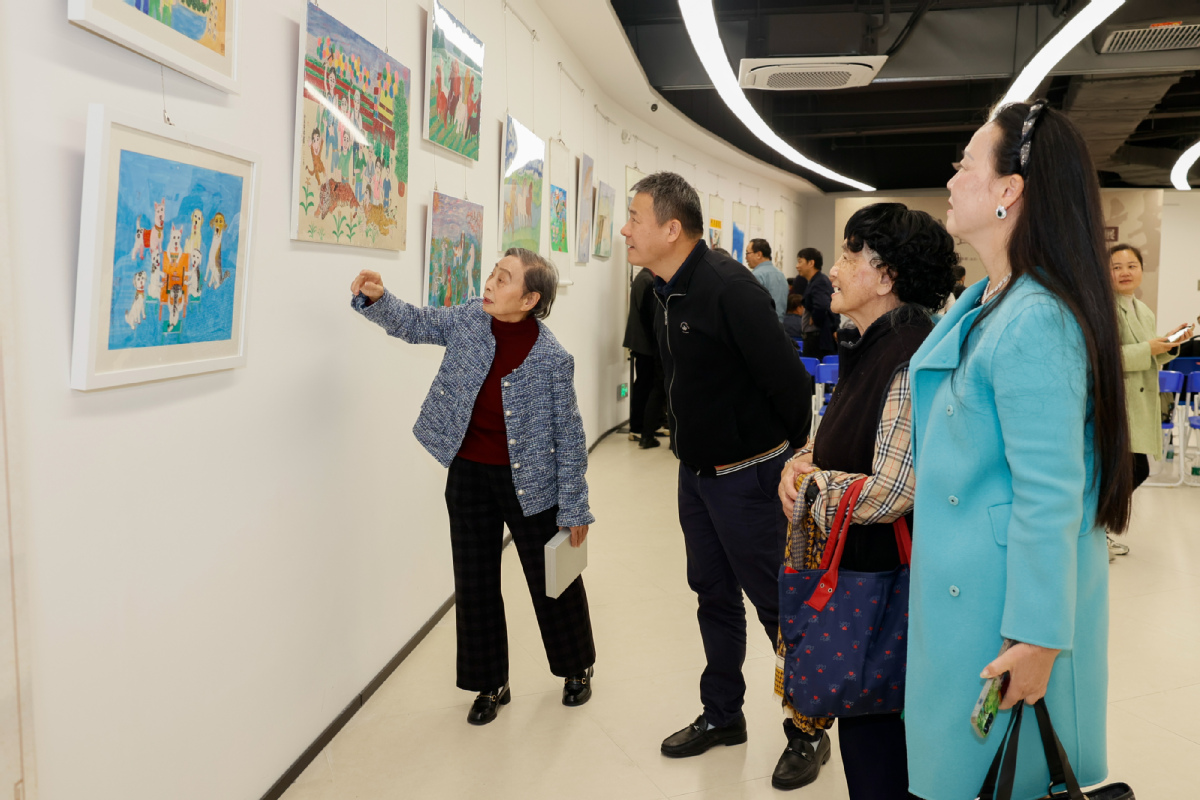 「五家其昌」詩書畫聯展開幕式在東莞舉行