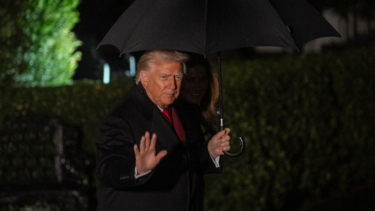 特朗普回應健康質疑：手背瘀青只因服用阿司匹林 打瞌睡是在「放鬆」