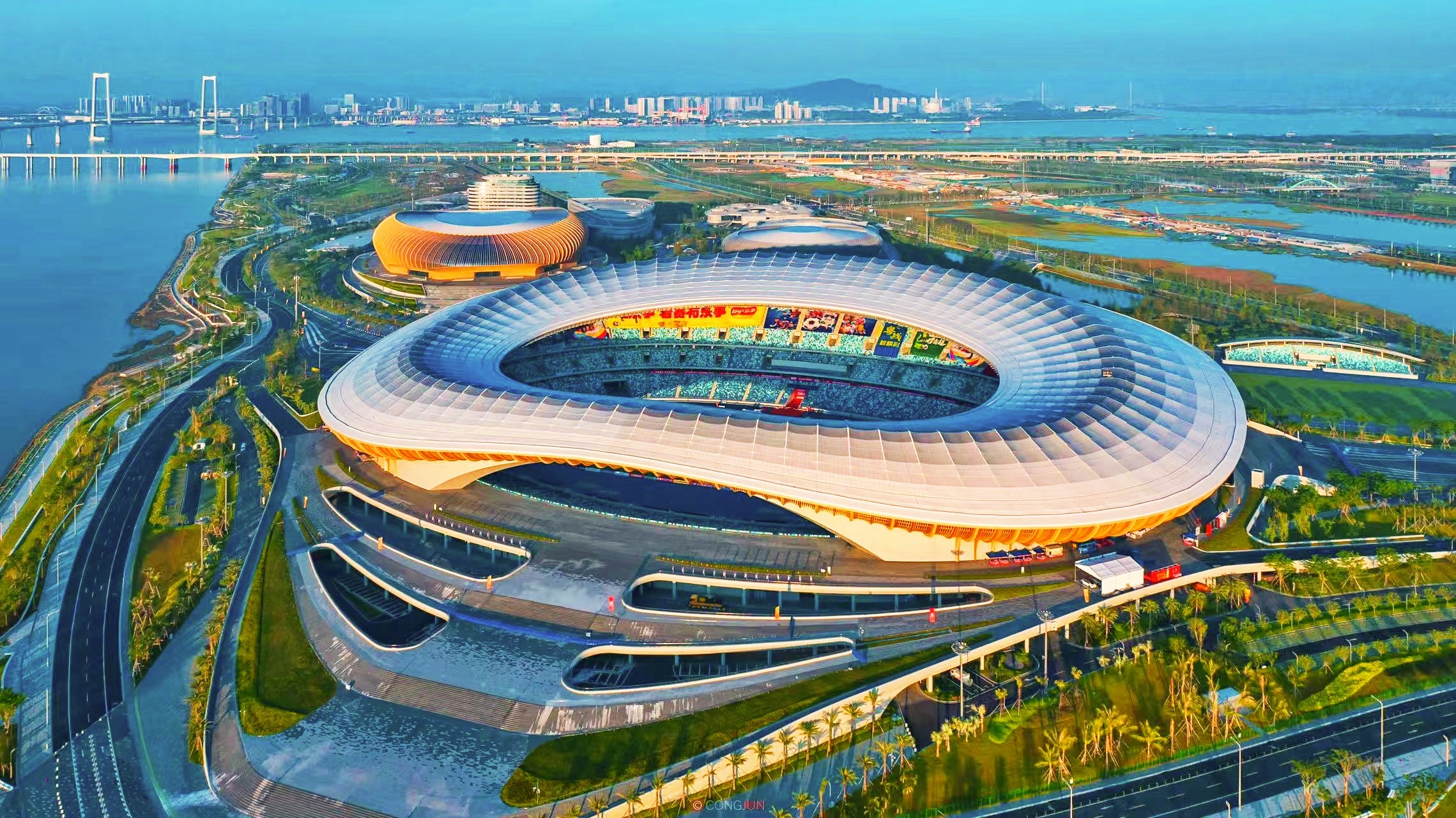 省港杯足球賽明日南沙開賽  大灣區文體中心周邊交通指引請收好