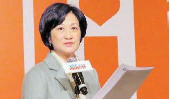 葉劉今辭行會宣布參選特首