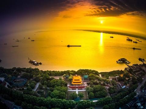 225708da12fdc38abb40d87f20ff296f