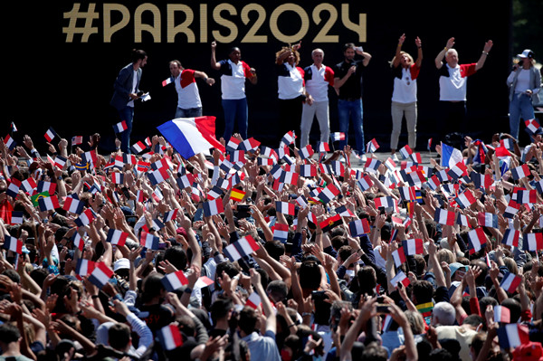 1628498158275154.jpg 610fe8c00cf2b2e465b5f829_副本.jpg